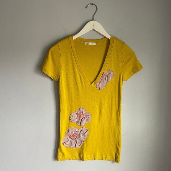 J.Crew Tops - J.Crew T Shirt Vintage Y2K Lagenlook Patchwork Yellow Flower Vneck sz S Cotton